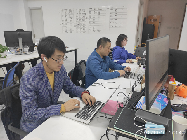 靠实力说话的千日千月 专注提供企业数字化解决方案