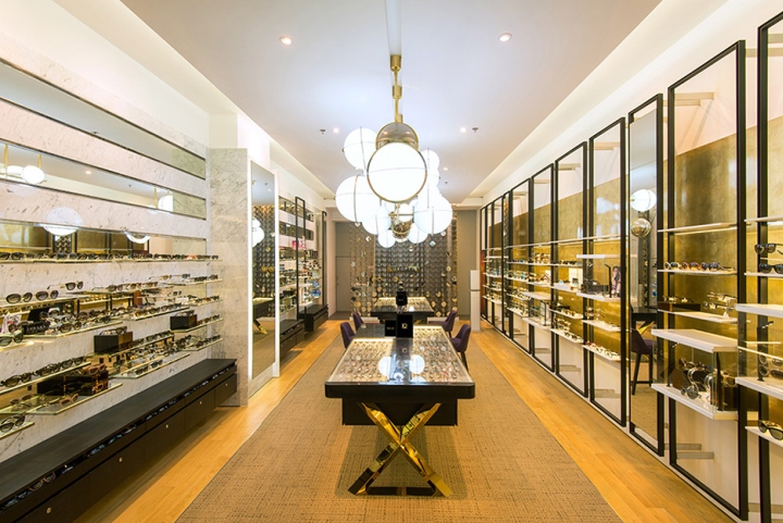 Luxoptiq眼镜店装修设计