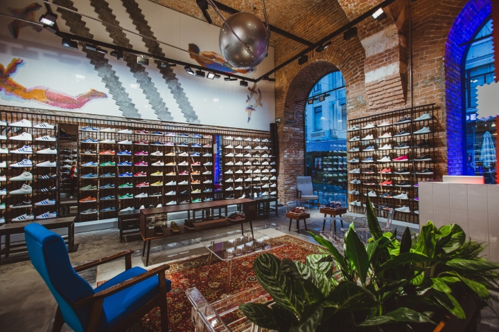 Adidas Originals莫斯科旗舰店室内设计