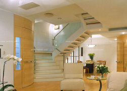 白色的S造型楼梯设计欣赏