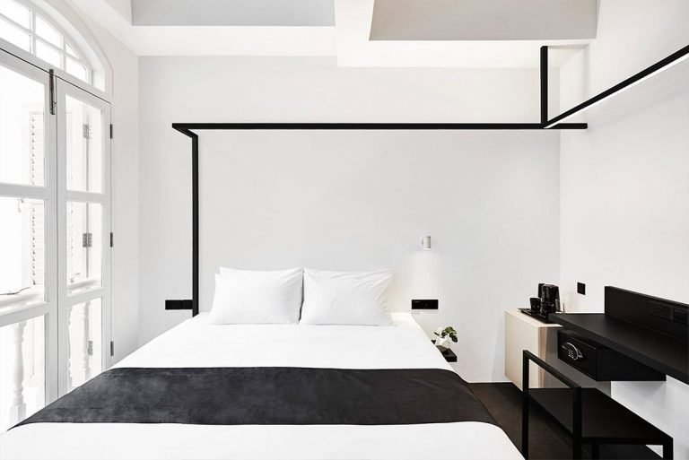 黑白极简主题的Hotel Mono汽车旅馆酒店设计