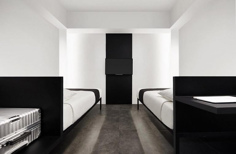 黑白极简主题的Hotel Mono汽车旅馆酒店设计