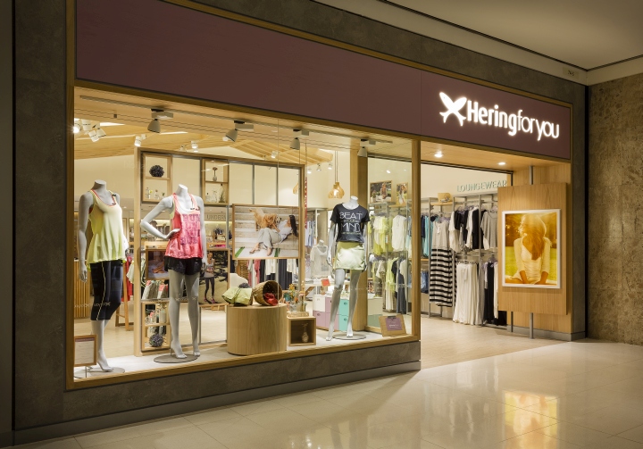 大型商场内衣店装修效果图欣赏
