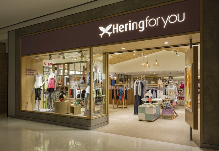 大型商场内衣店装修效果图欣赏