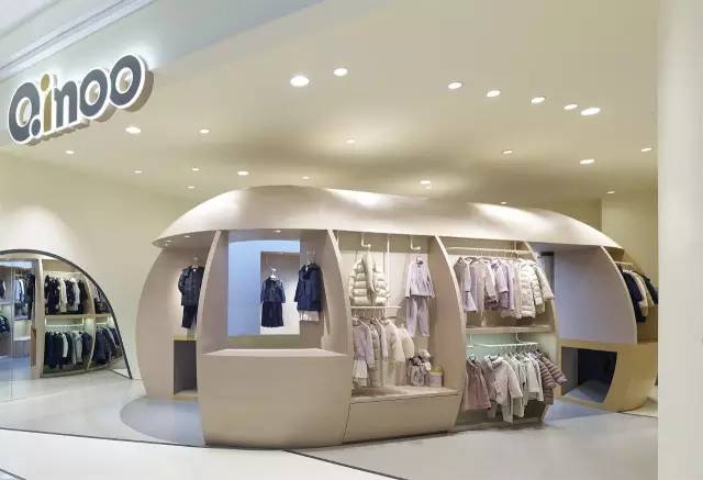 童装专卖店怎么设计?10个高大上的童装专卖店设计效果图欣赏